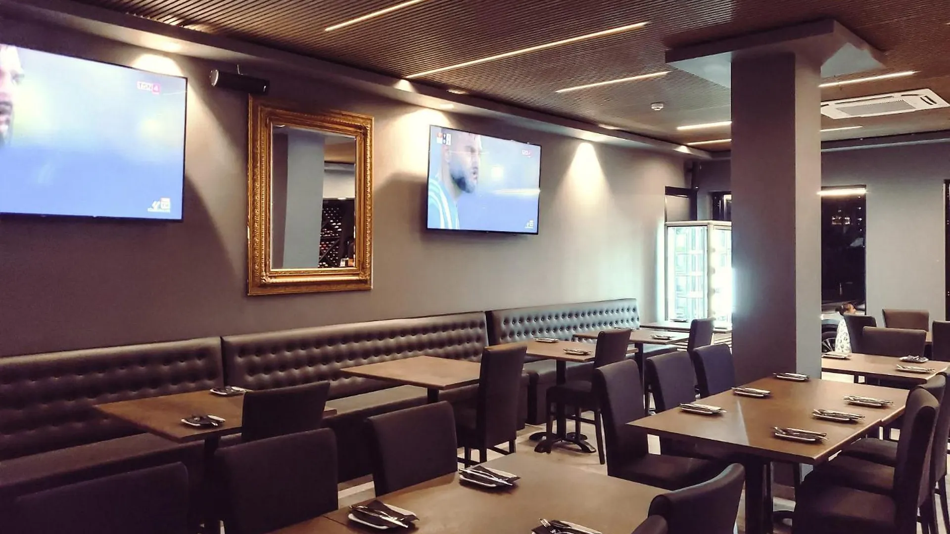 Mingles Suites Gzira Malta