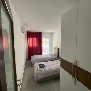 Two-bedroom Appartamento