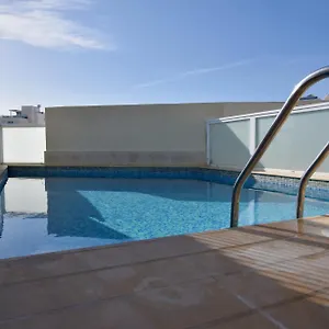 Blubay By St Apartmanhotel